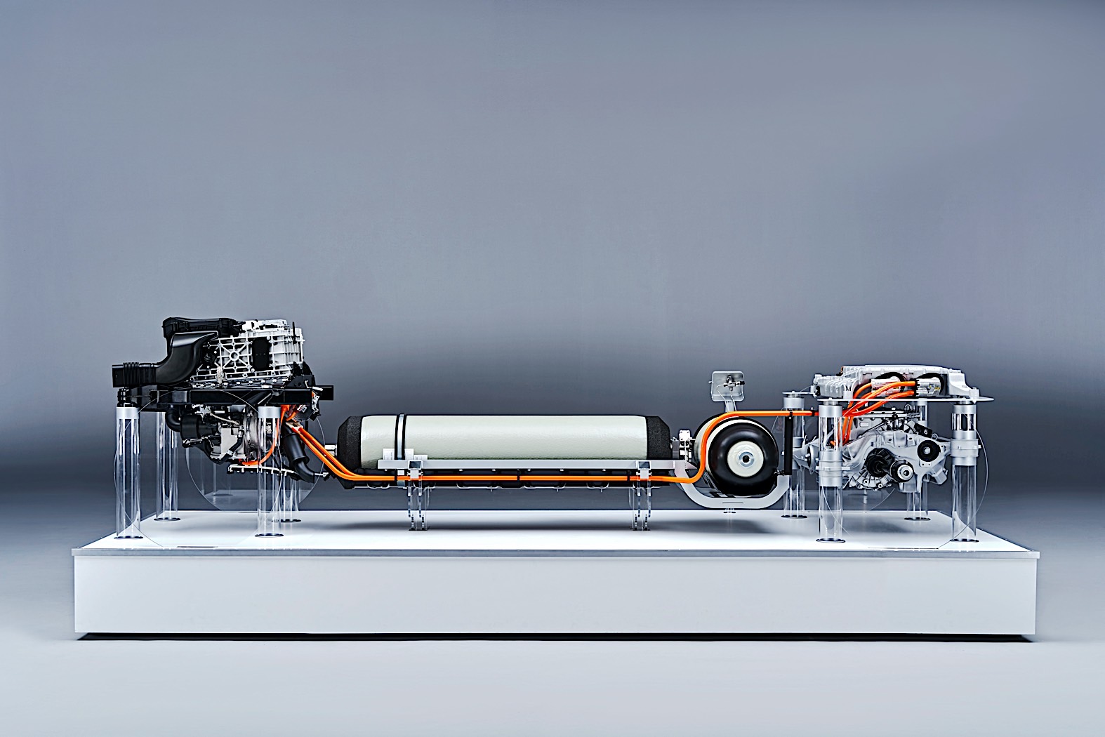 氢燃料电池、氢燃料发动机，哪一个能够代表未来？